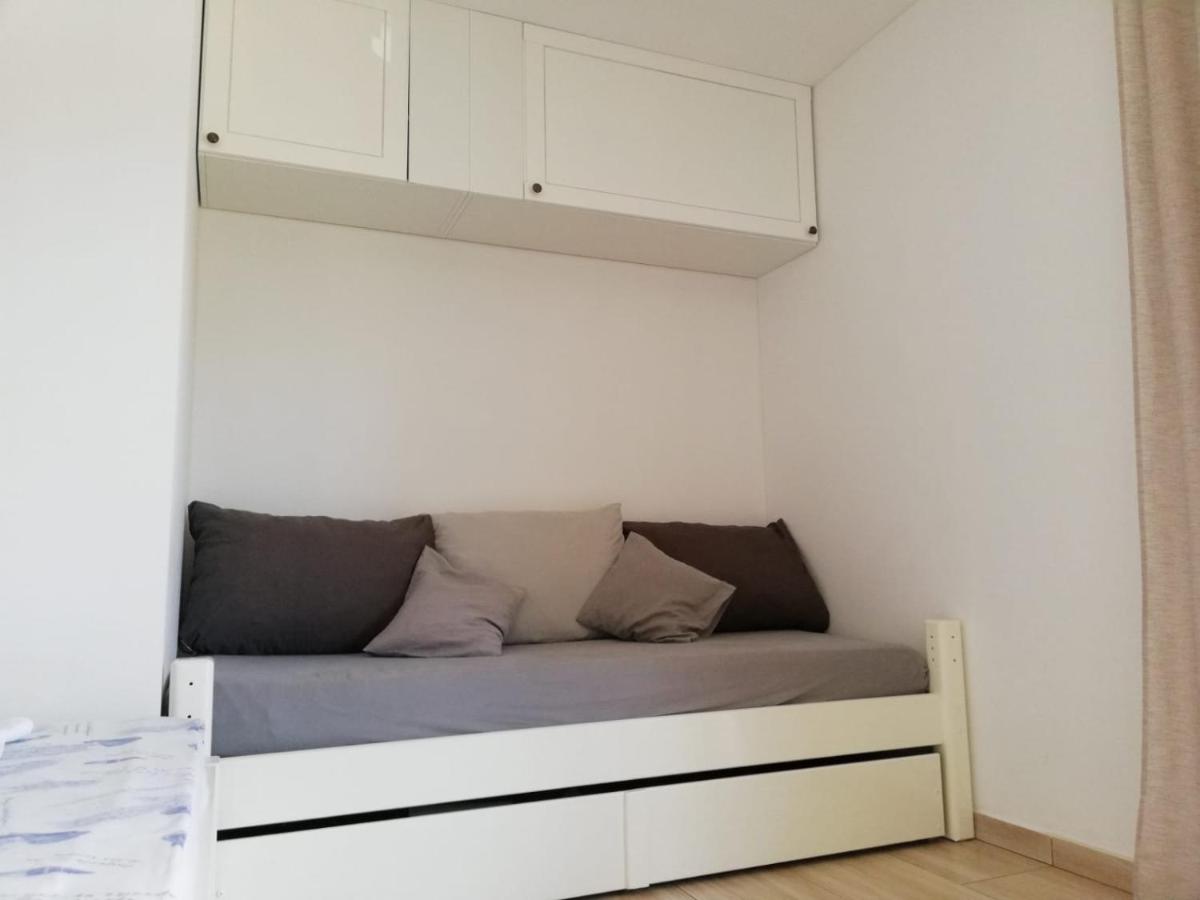 Apartman Jela Šibenik - B&B Sebenico