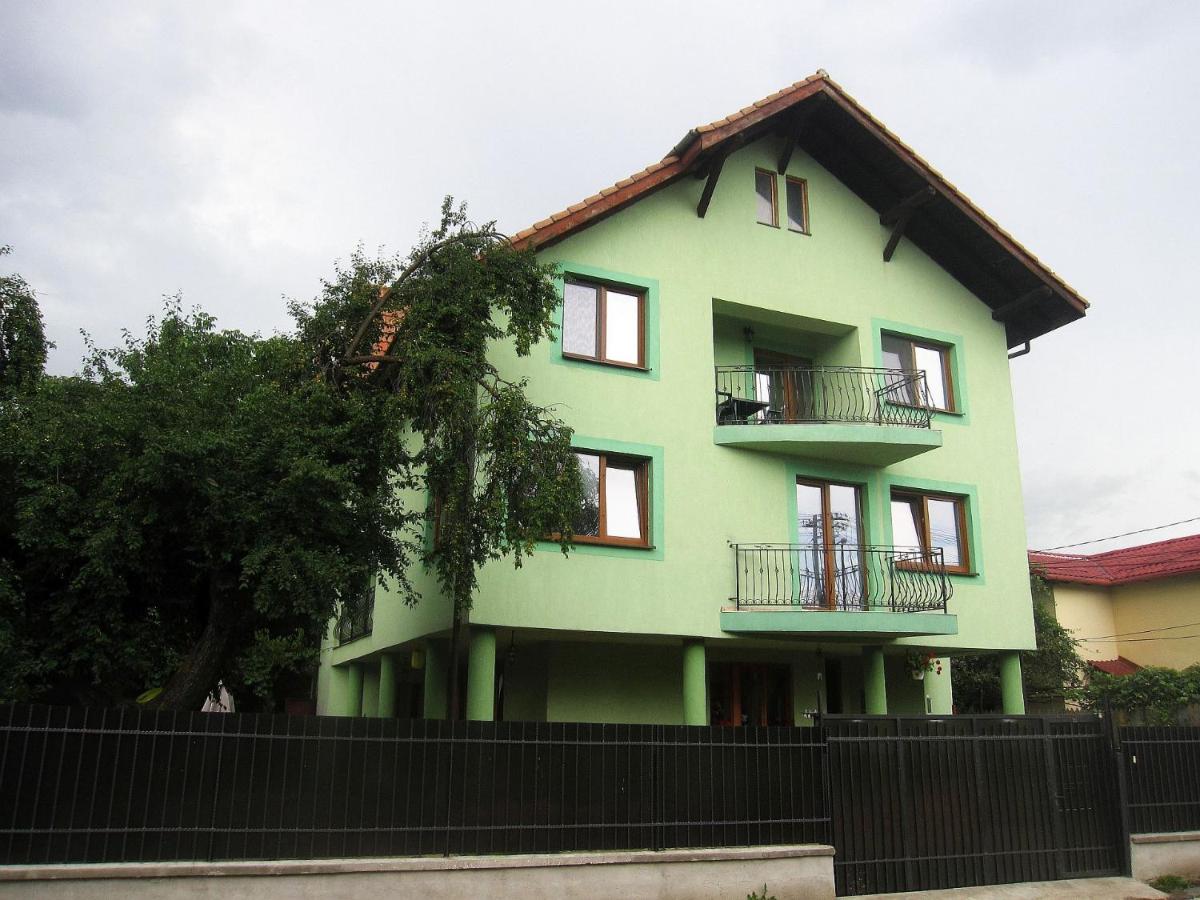 SMB Holiday Apartment - B&B