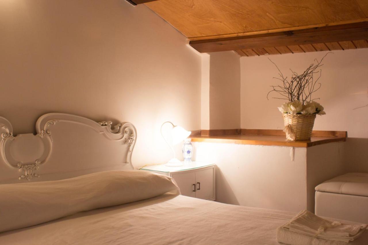 Camera Doppia con Letti Singoli