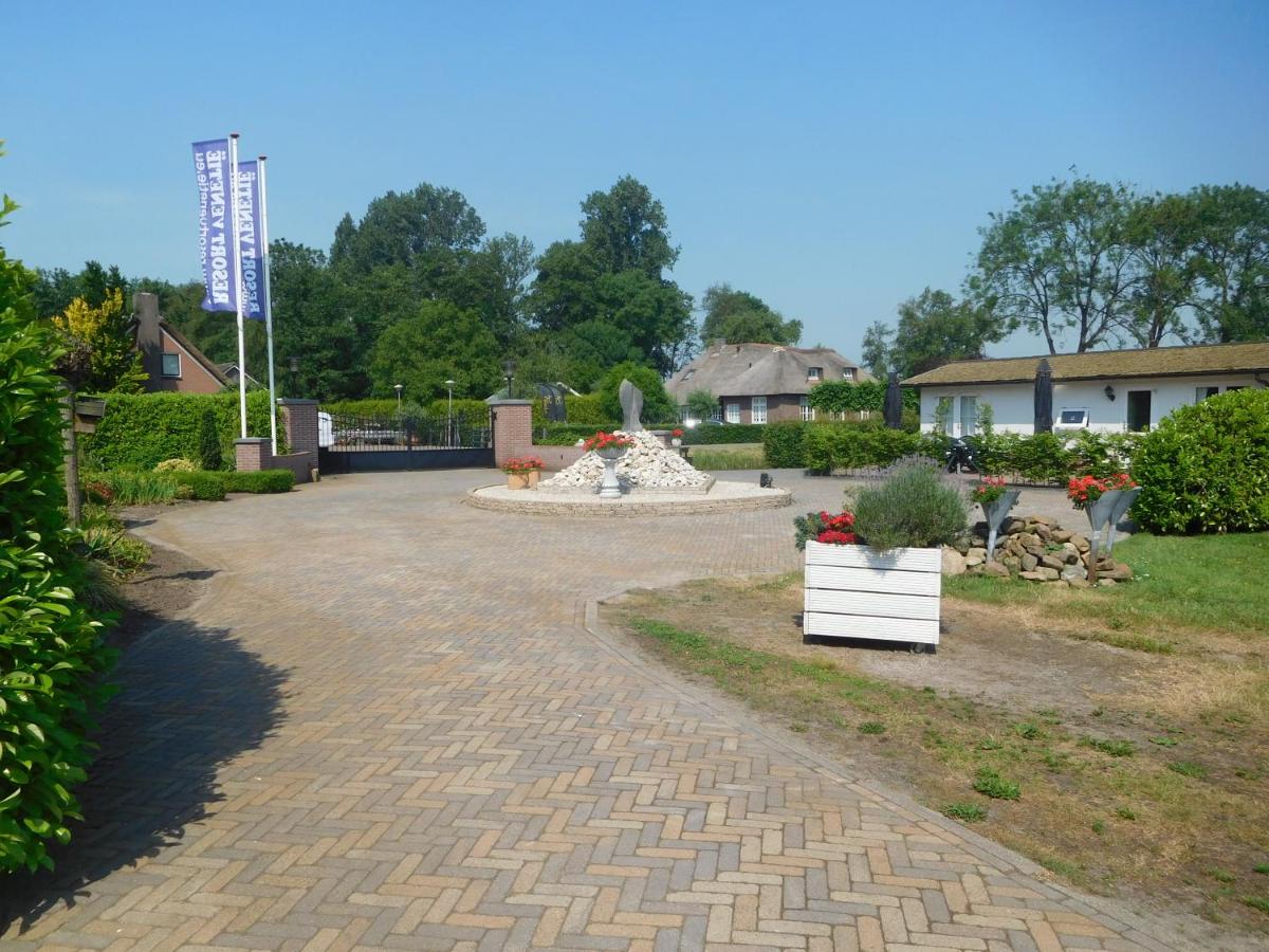 Chalet nr. 9 Resort Venetië - B&B