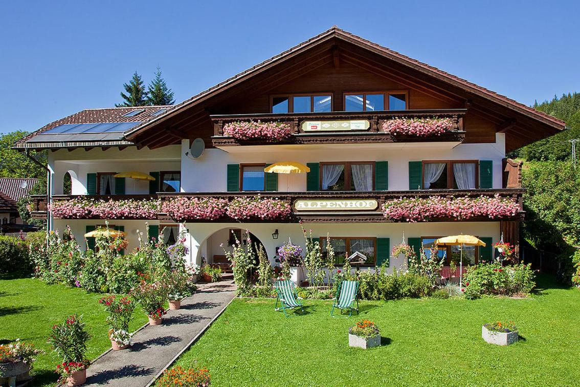 Alpenhof Klais - Bed and Breakfast Klais
