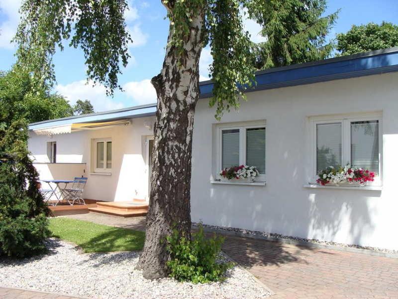 Ferienhaus "Strandperle" - Bed and Breakfast