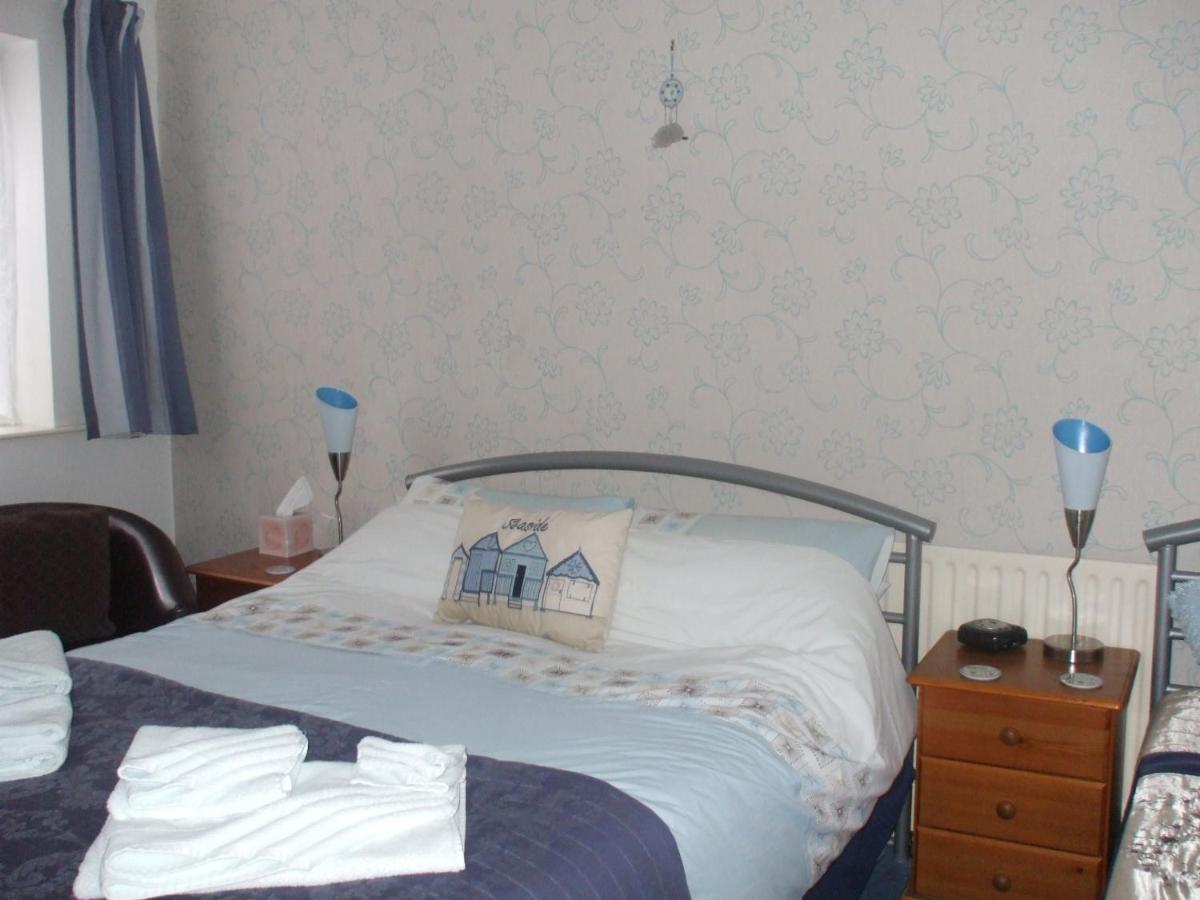 Double Room with Shower (Room 3 or Room 4 on 1st Floor or Room 6 on 2nd Floor)