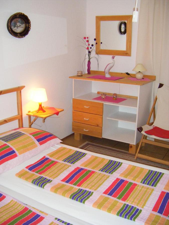 Apartment mit 2 Schlafzimmern, einem Balkon und Gartenblick