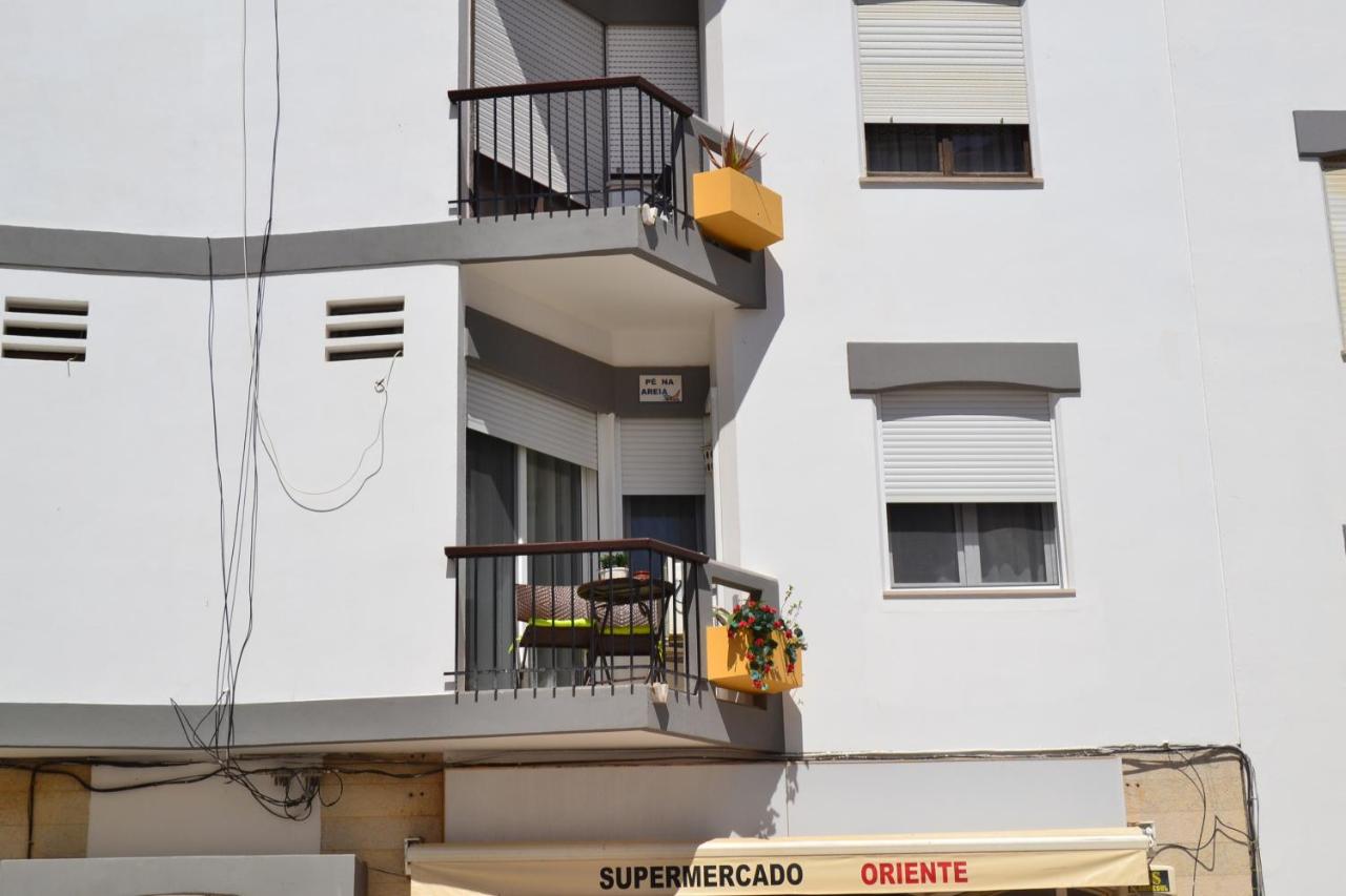Apartamento Pé na Areia, Armação de Pêra by AlgarveBlossom - B&B Armação de Pêra
