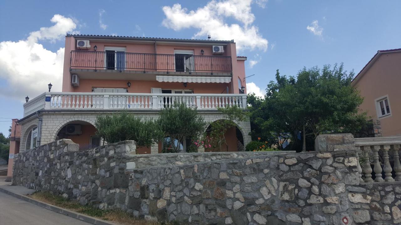 Apartment with Sea View 1