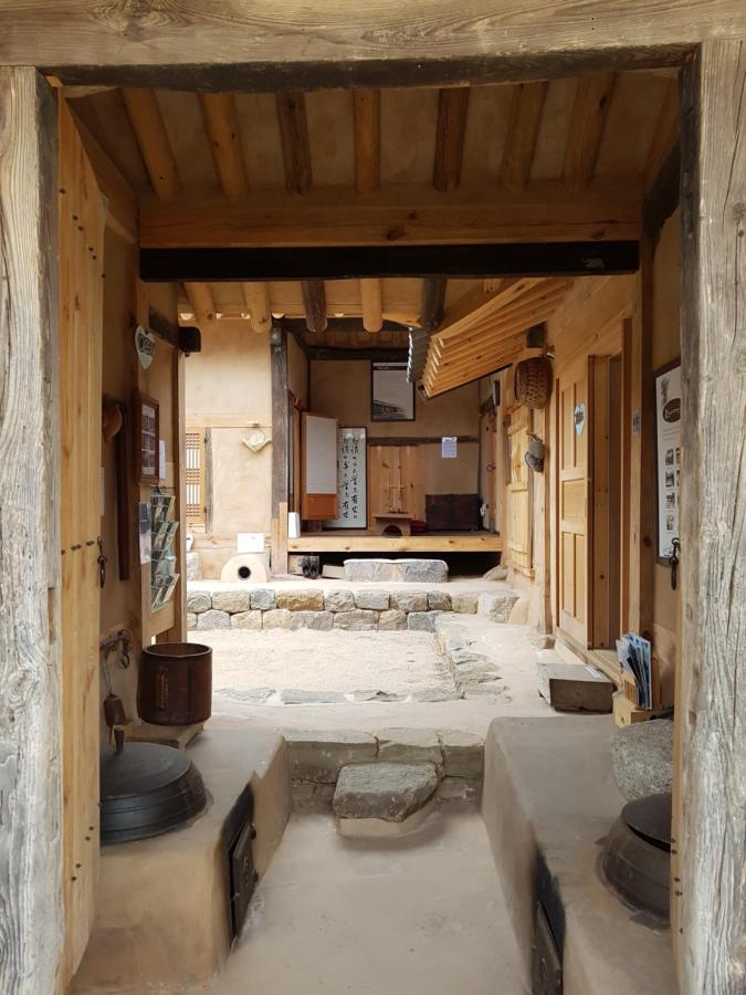 Tweepersoonskamer met Gedeelde Badkamer