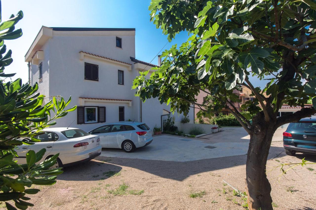 Guesthouse Nihada - B&B