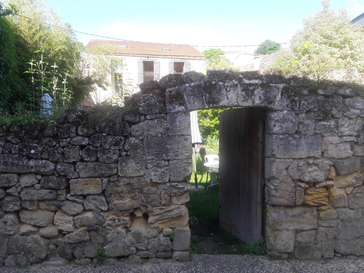 Les logis des Vignobles Sainte Emilion en Duplex n 3 avec terrasse - B&B