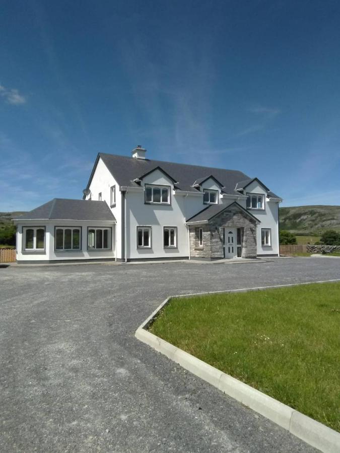 B&B Turlough - Burren Rock Farmhouse B&B - Bed and Breakfast Turlough