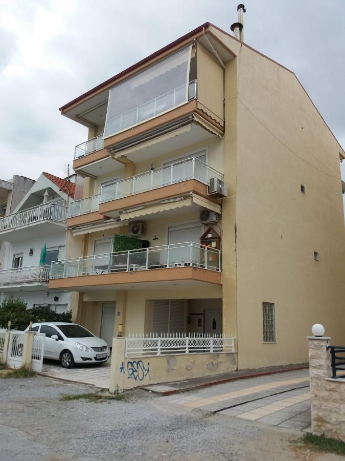 Jordan's Neoi Epivates Appartment by the Beach - B&B Néoi Epivátes
