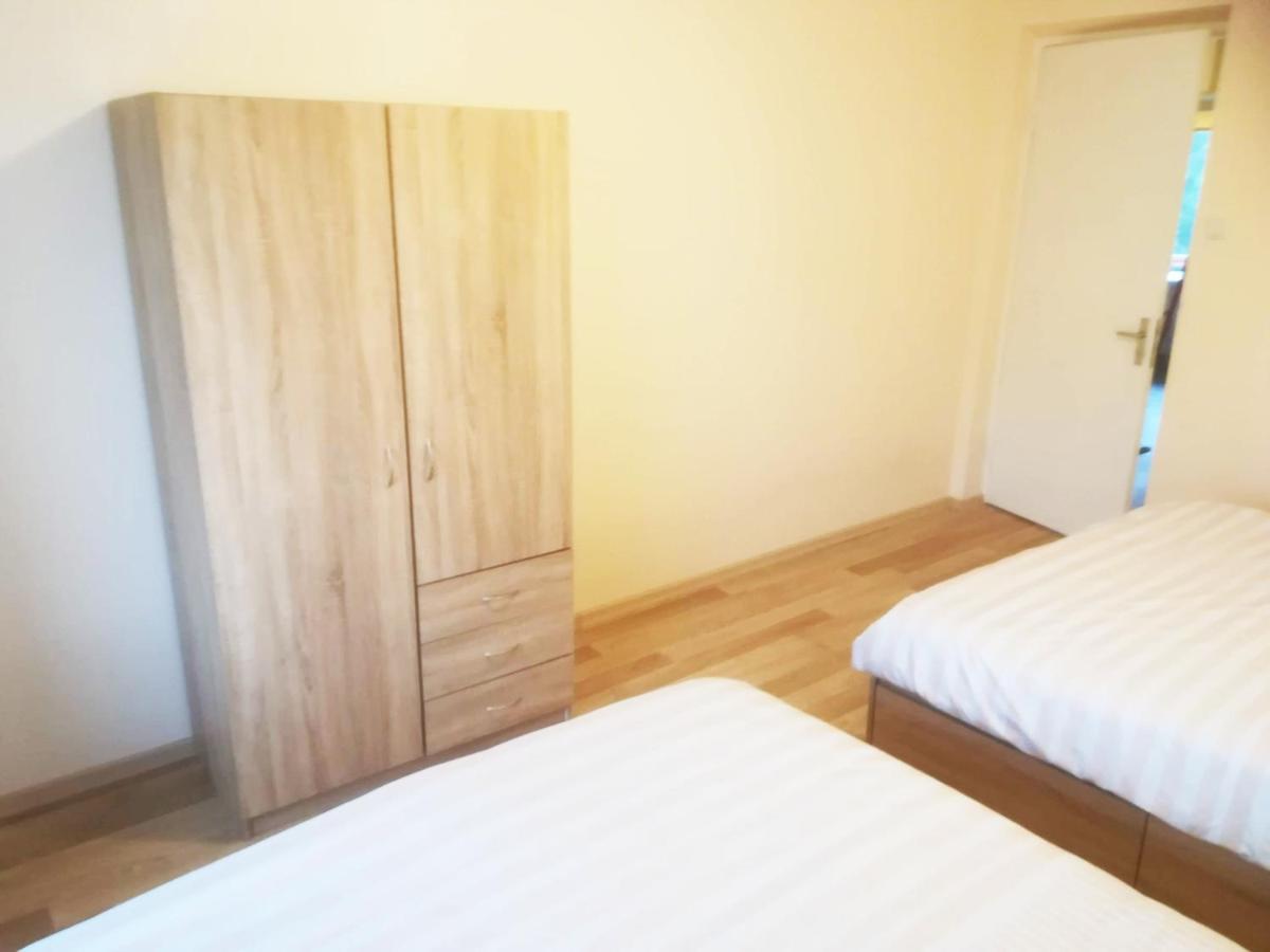 Familienzimmer mit Balkon
