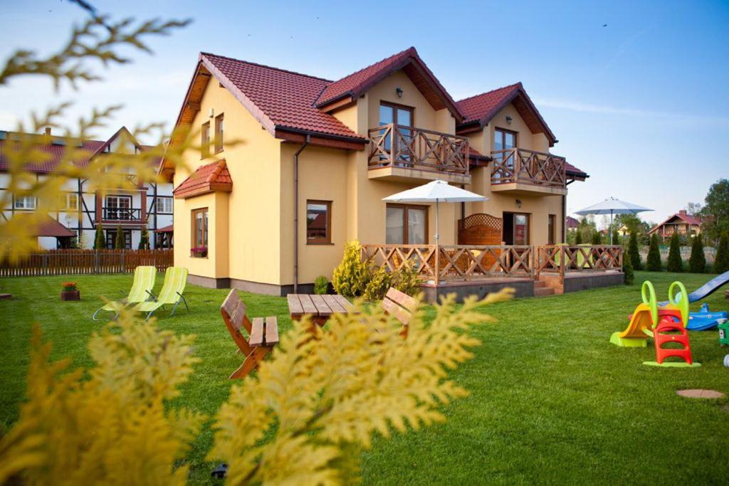 B&B Rowy - Willa Róża - Bed and Breakfast Rowy