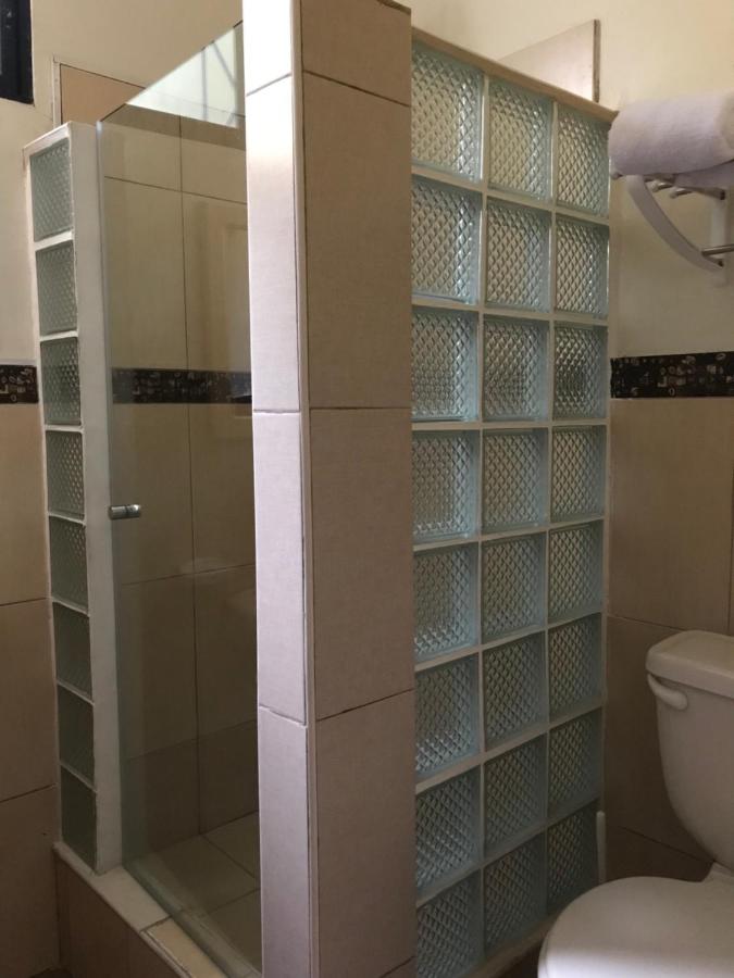 Camera Singola con Bagno Privato