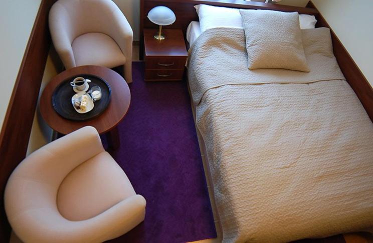 Camera Matrimoniale con Bagno Privato