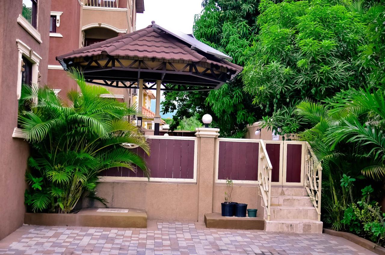 Aventurine Modern Apt - B&B