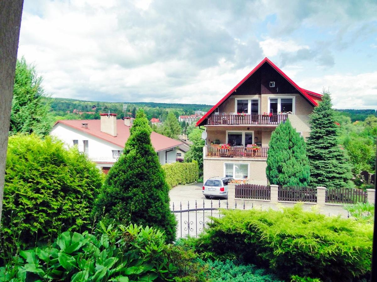 Willa Azalia - Ferienwohnung Bad Altheide