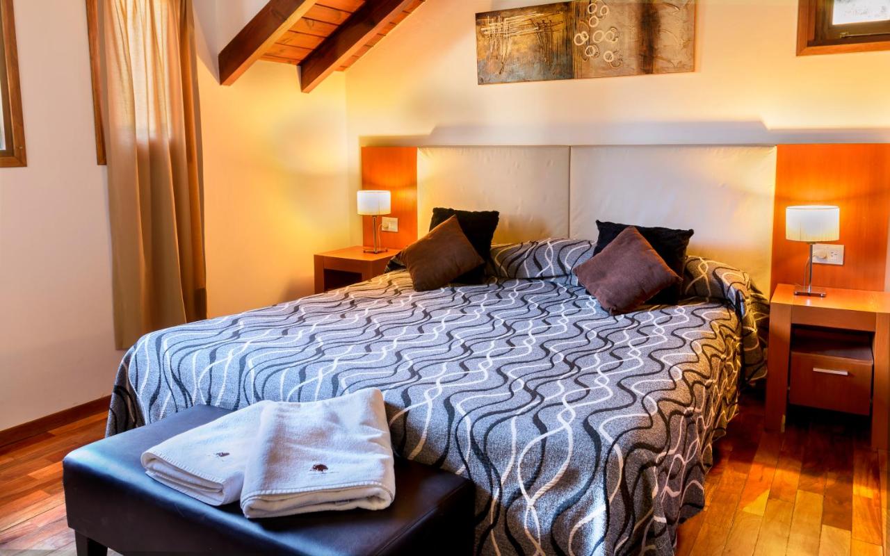 One-Bedroom Bungalow
