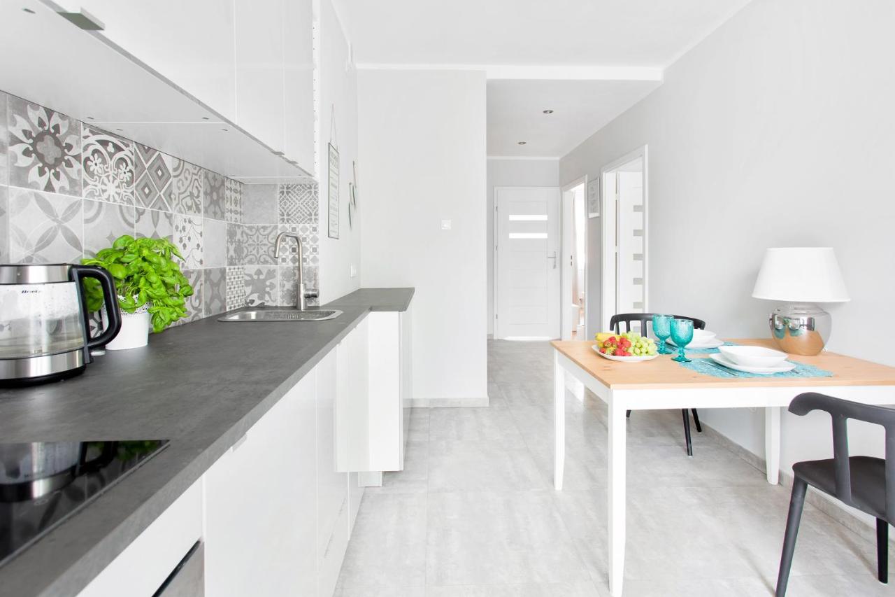 Apartamenty Stara Warszawska 43 - B&B