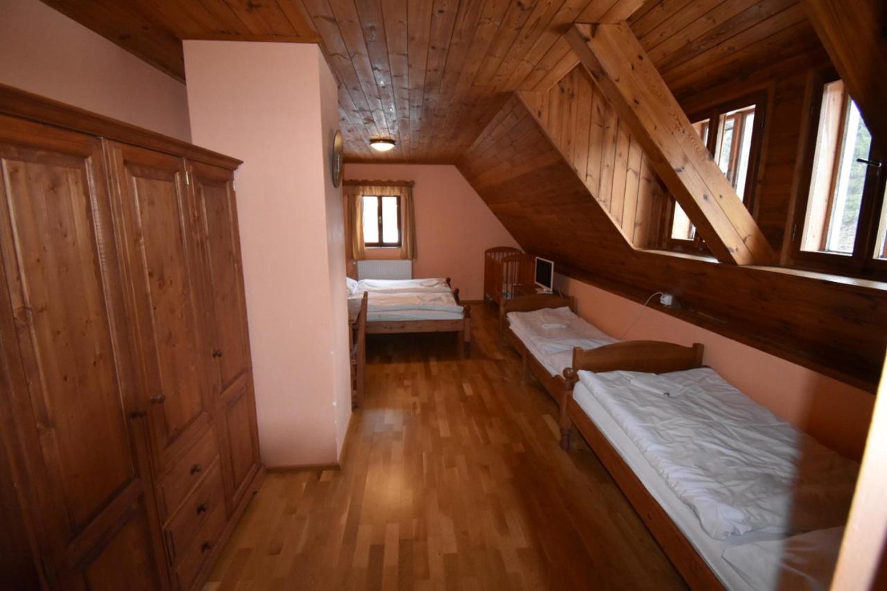 Chambre Quadruple avec Salle de Bains Privative