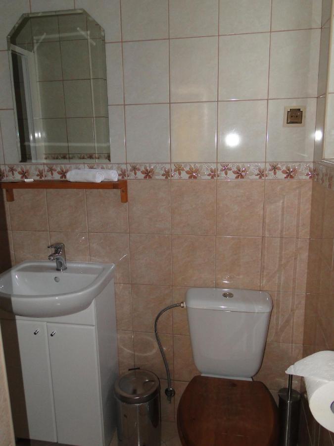 Small Single Room