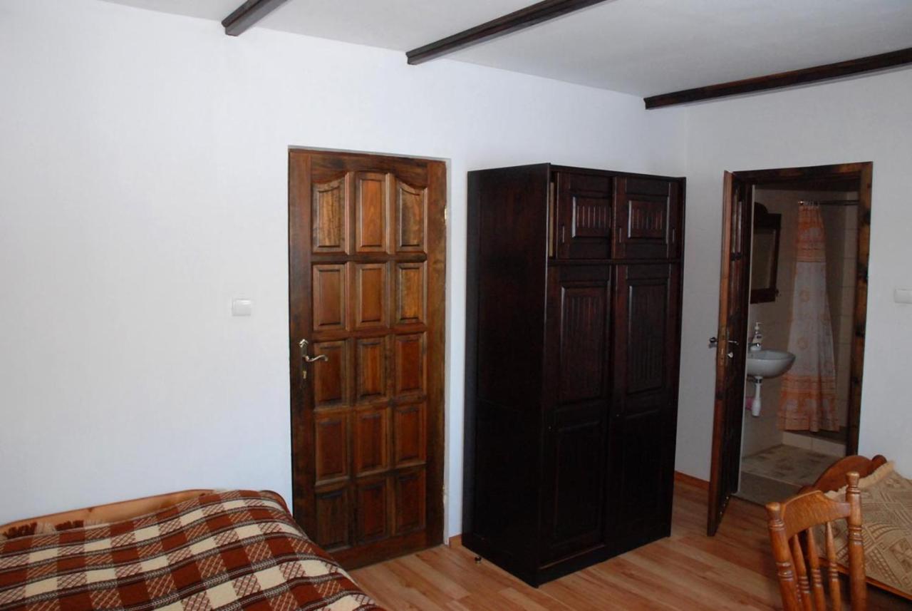 Chambre Triple avec Salle de Bains Privative