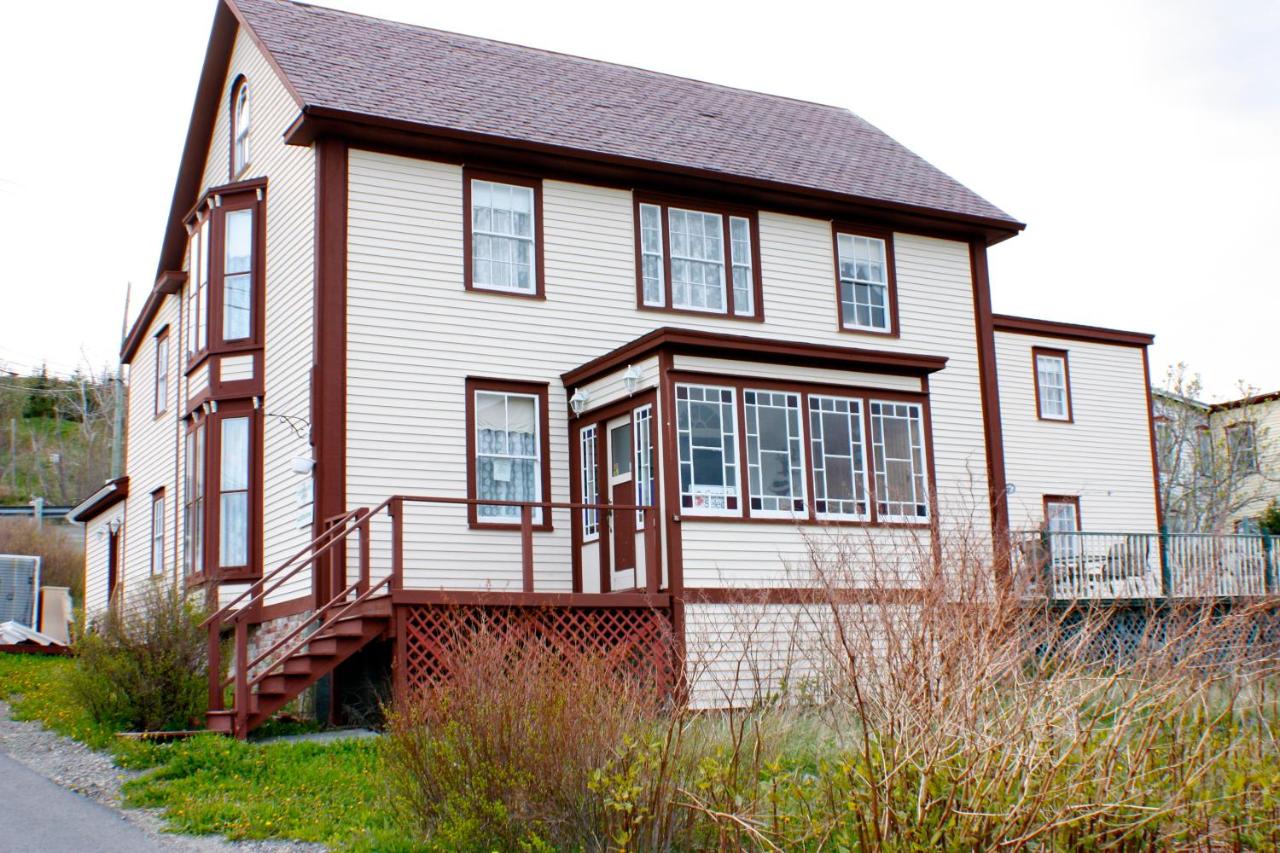 Bishop White Manor - B&B