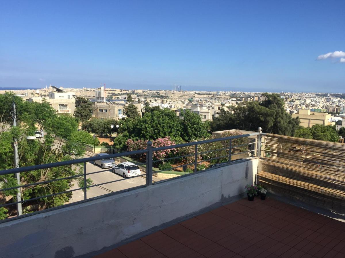 Penthouse in Kappara - Ferienwohnung