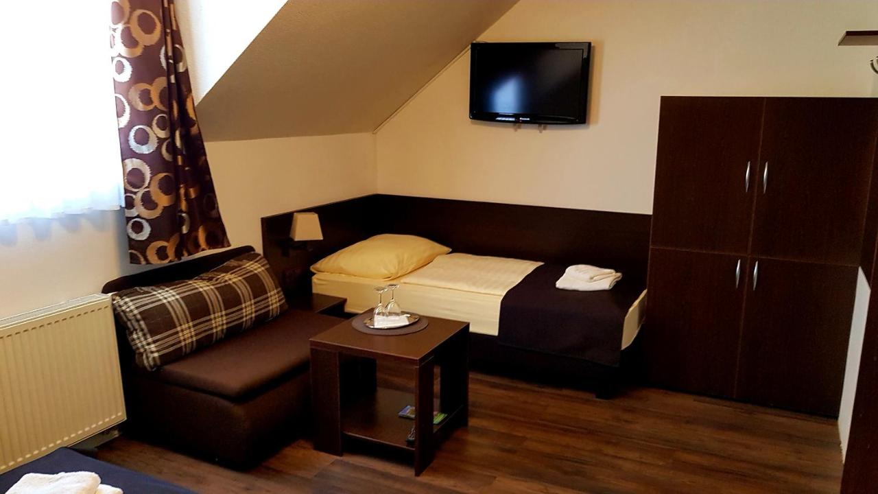 Comfort Triple Room