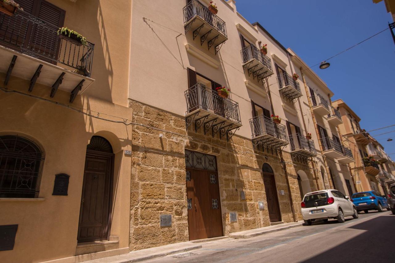 Sciabika Home - Edificio Eolie - B&B Castellammare del Golfo