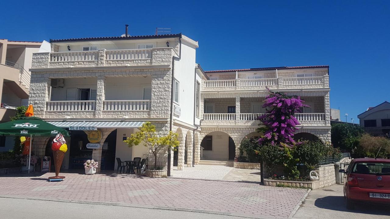Goles apartments-First row to the sea - B&B