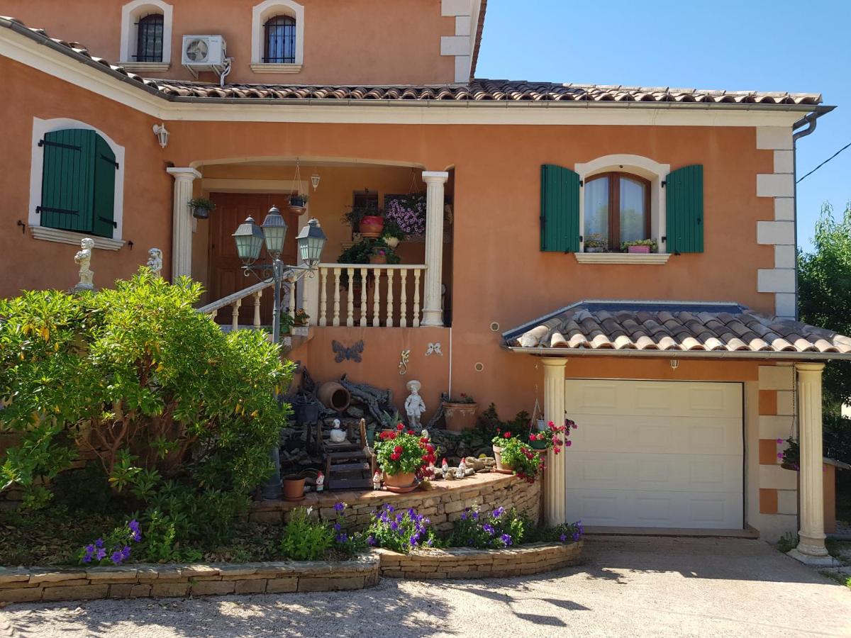 B&B Flassans-sur-Issole - Casa das Oliveiras - Bed and Breakfast Flassans-sur-Issole