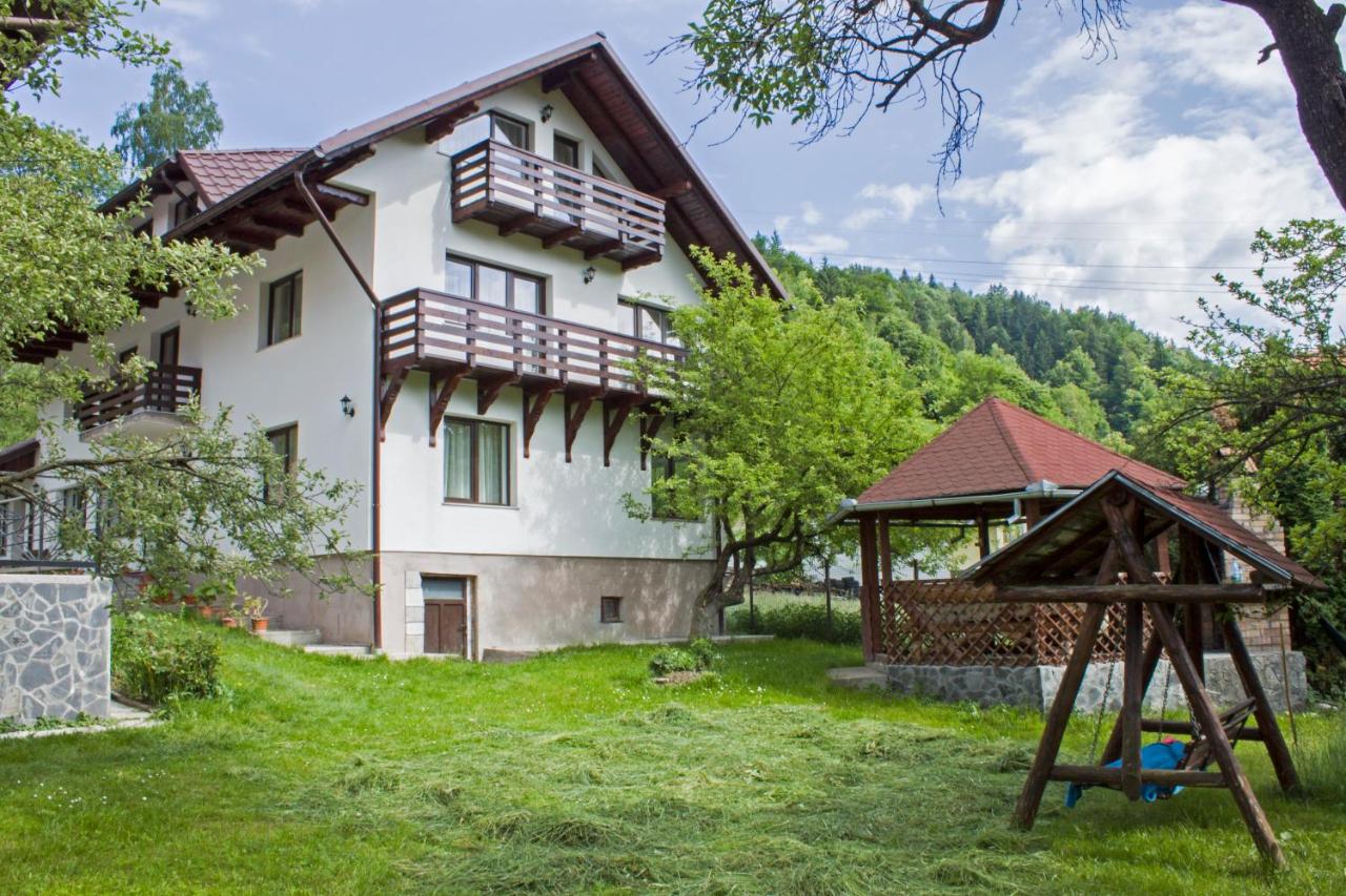 I Love Bran House - B&B Șimon