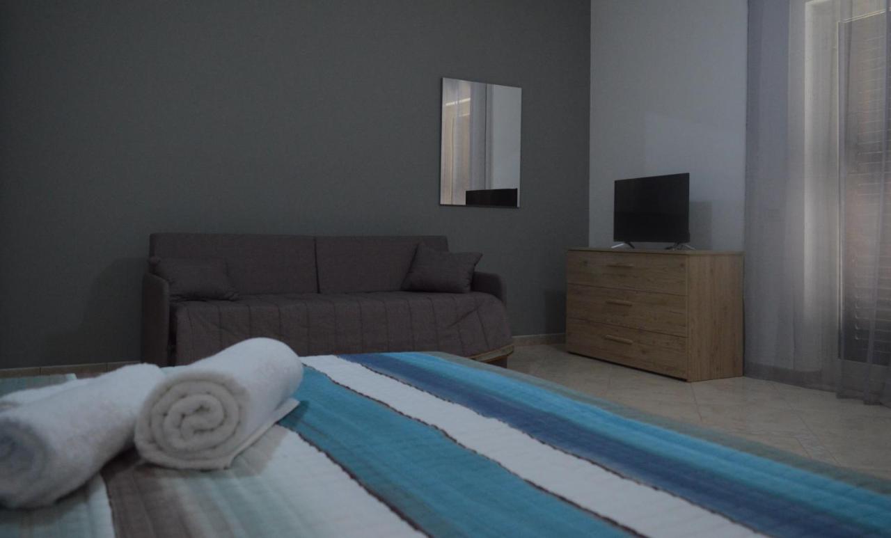 Double or Twin Room with Bathroom