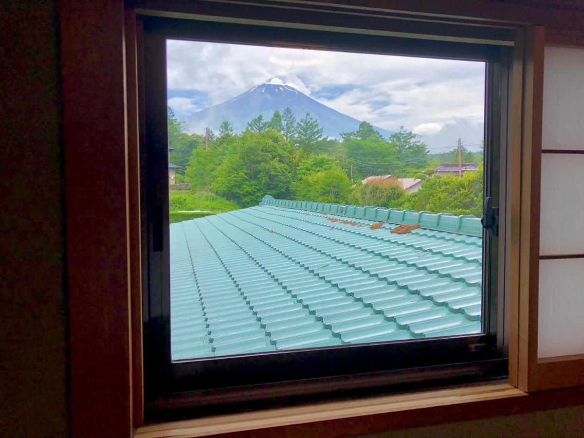 Japanese-Style Room 8 Tatami-mat with Shared Bathroom and Mount Fuji View (2F)