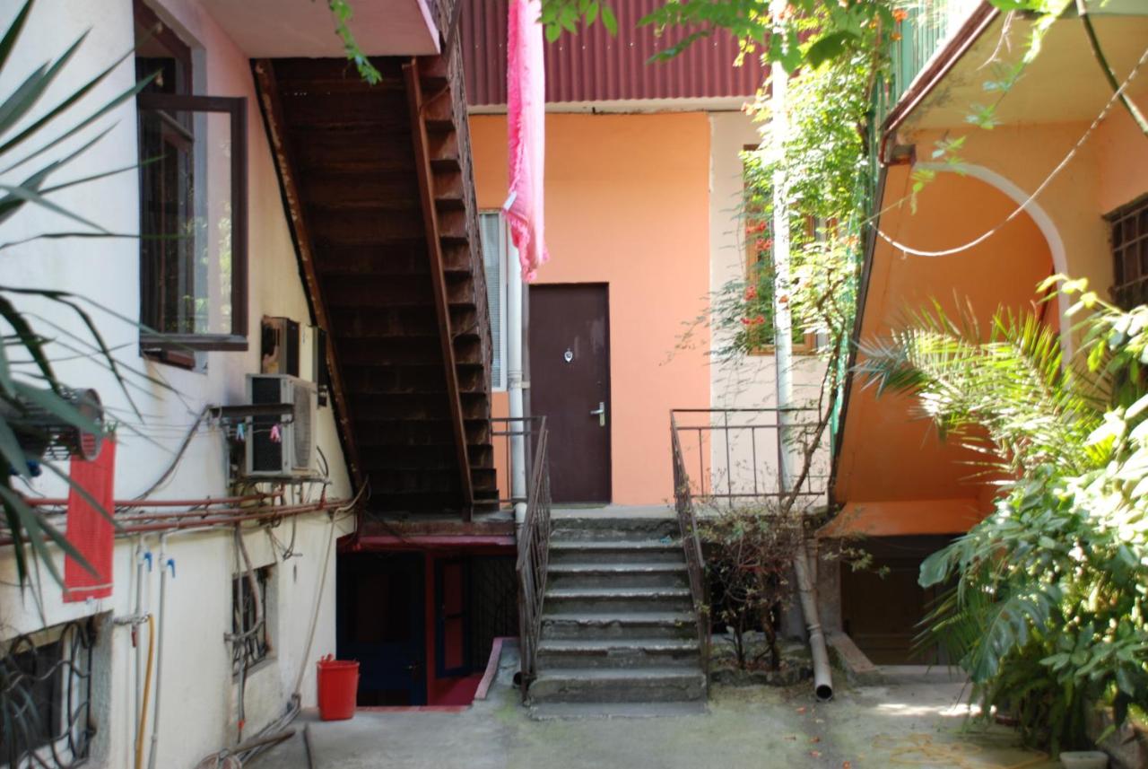 Apartment on Parnavaz Mepe 72 - B&B