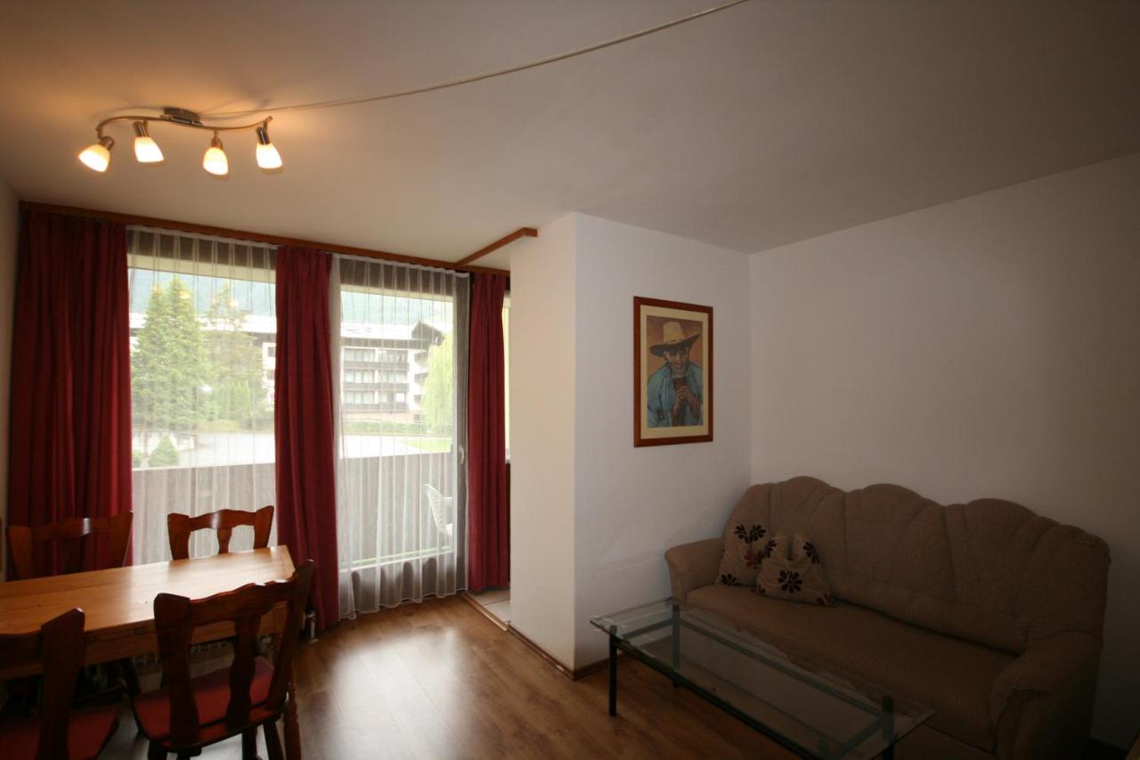 Studio Apartment (2 Adults)