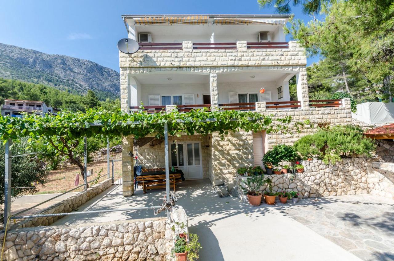 B&B Ivan Dolac - Apartments Caric - Bed and Breakfast Ivan Dolac