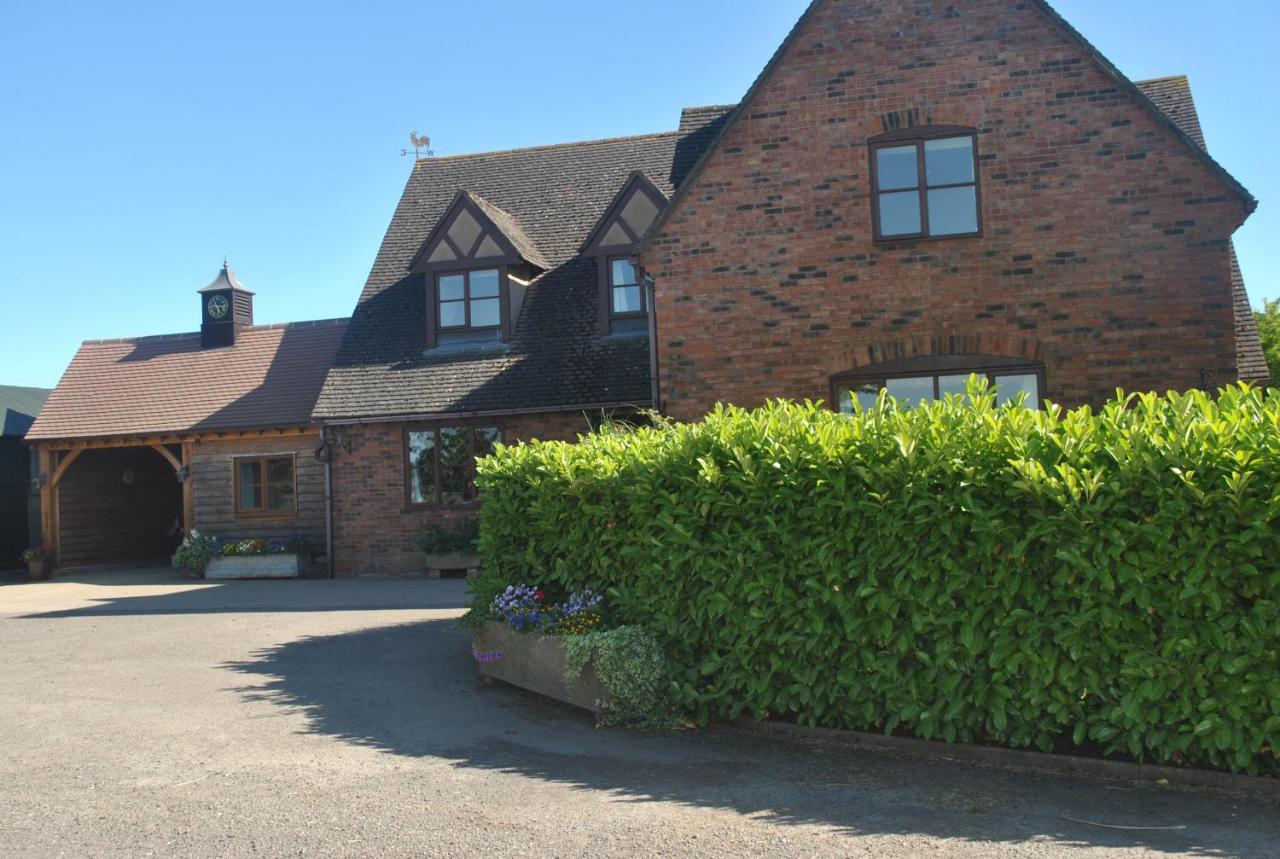 B&B Alderton - Elms Farm - Bed and Breakfast Alderton