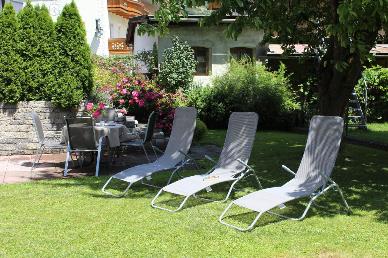 Apartamento con vistas al jardín