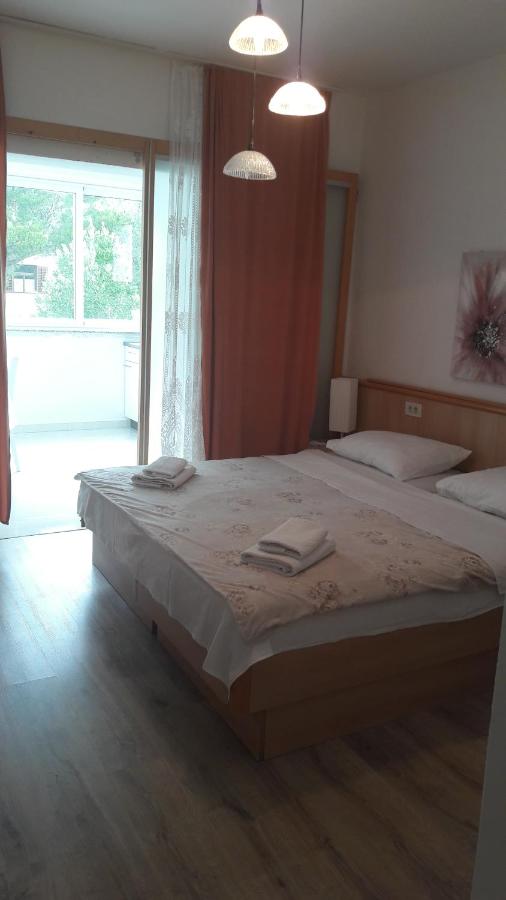 Doppelzimmer mit Balkon und Meerblick