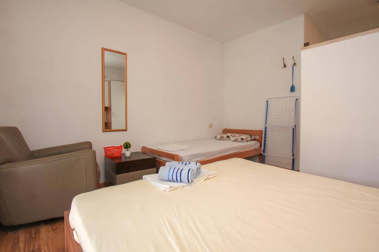 Estudio con terraza