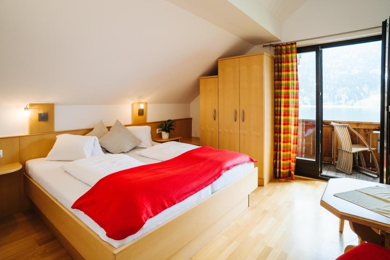 Apartment mit Balkon