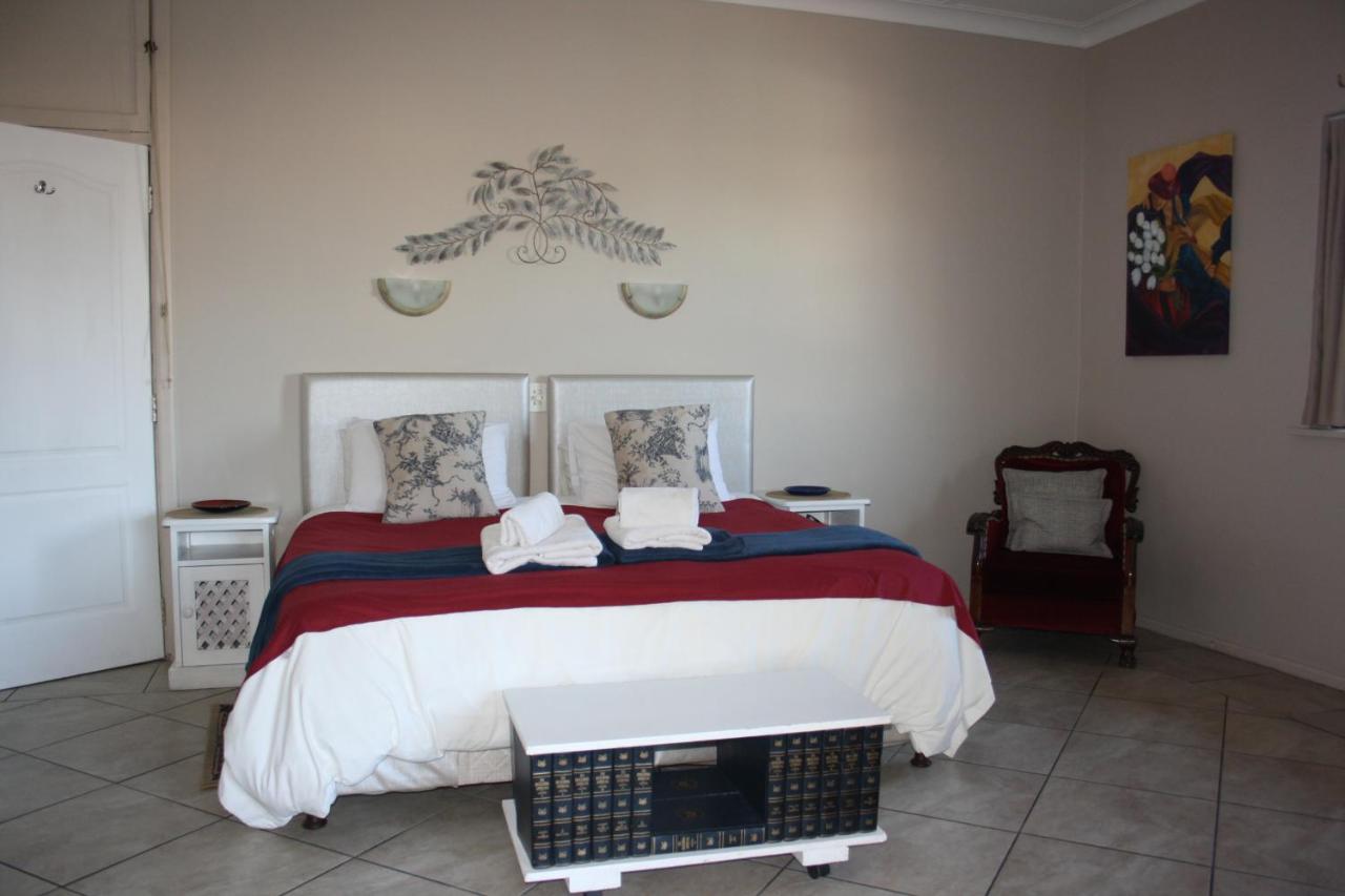 Chambre Lit King-Size avec Balcon
