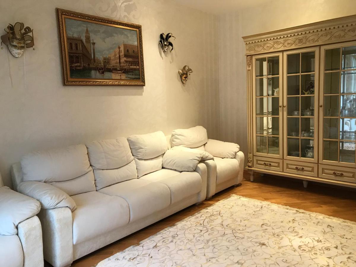 B&B Ternopil - Дворівневі Апартаменти Antique - Bed and Breakfast Ternopil