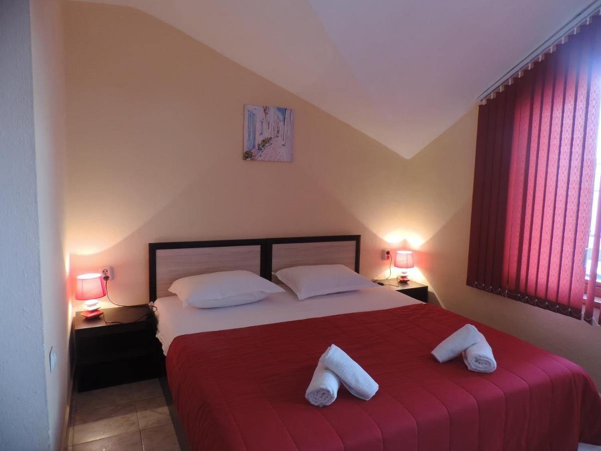 Chambre Double ou Lits Jumeaux avec Vue