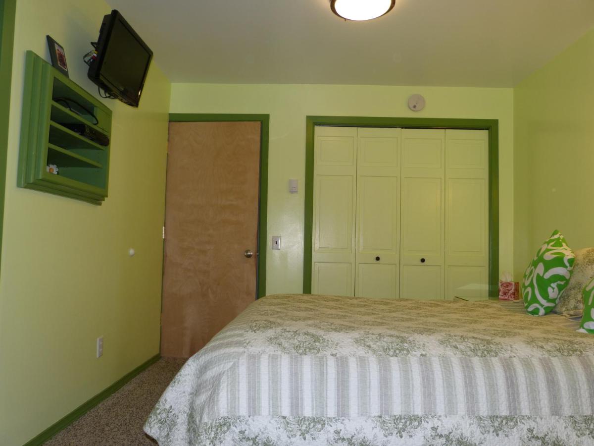Queen Room with Sea View