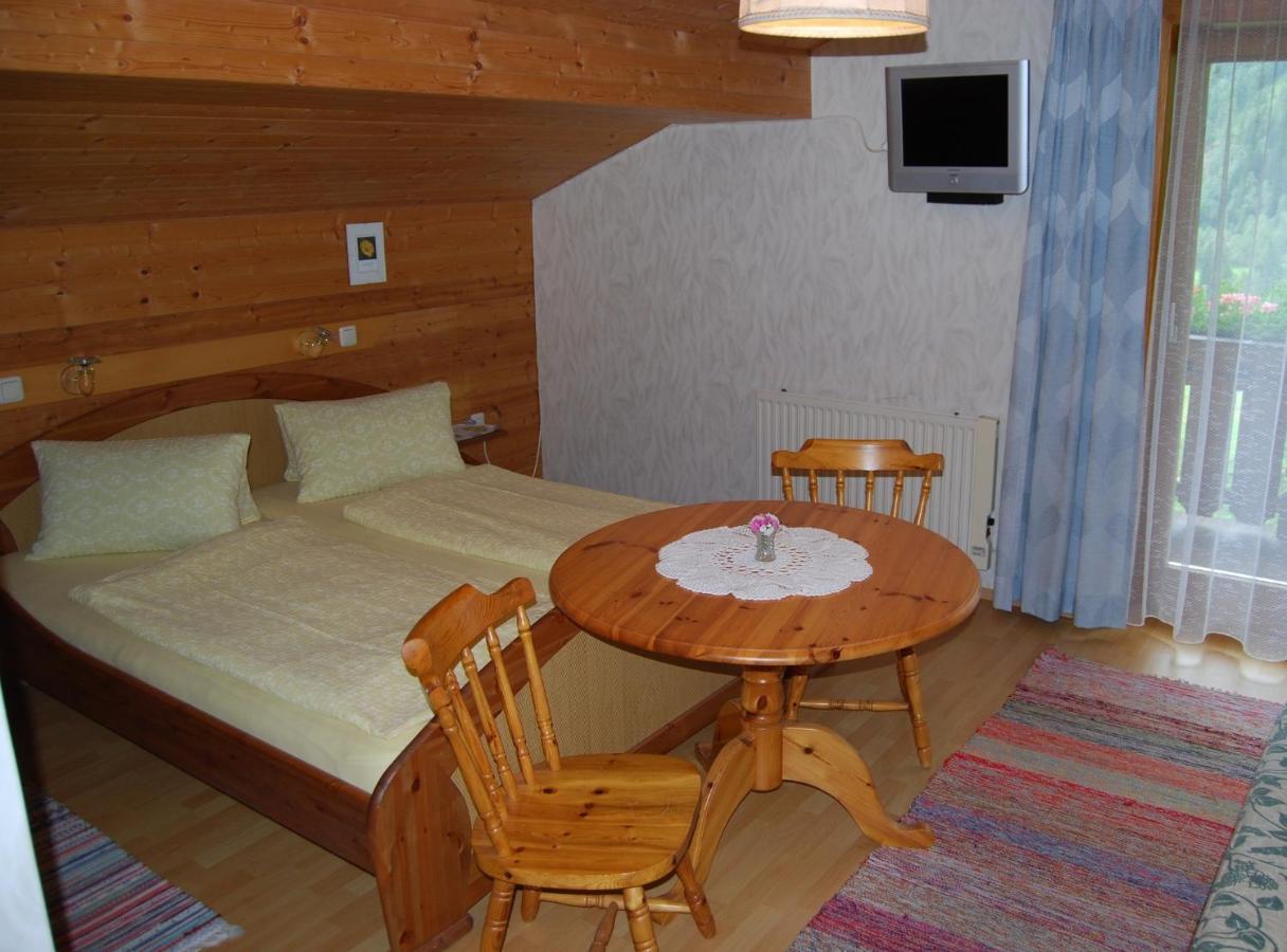 Appartamento Deluxe con 2 Camere da Letto e Balcone