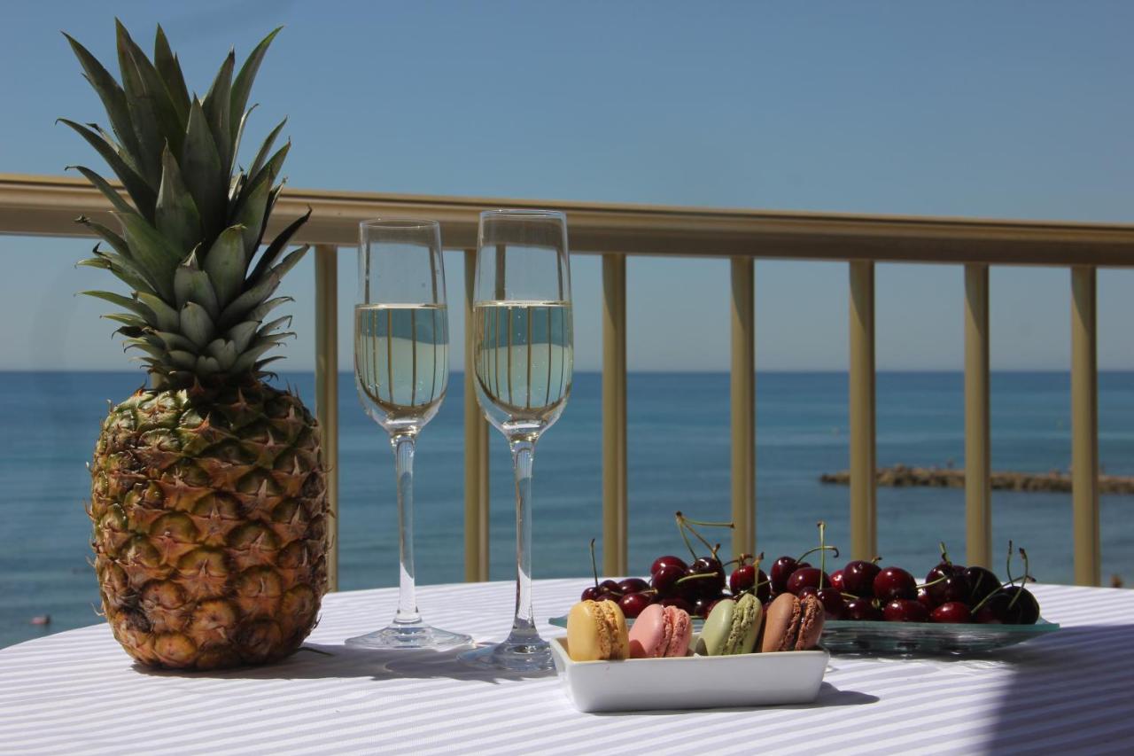 B&B Torrevieja - La Playa Blanca 3, First line,Sea View, Beach - Bed and Breakfast Torrevieja