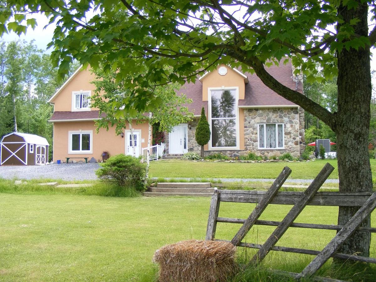 B&B Sherbrooke - Gite L'Antre d'Eux - Bed and Breakfast Sherbrooke